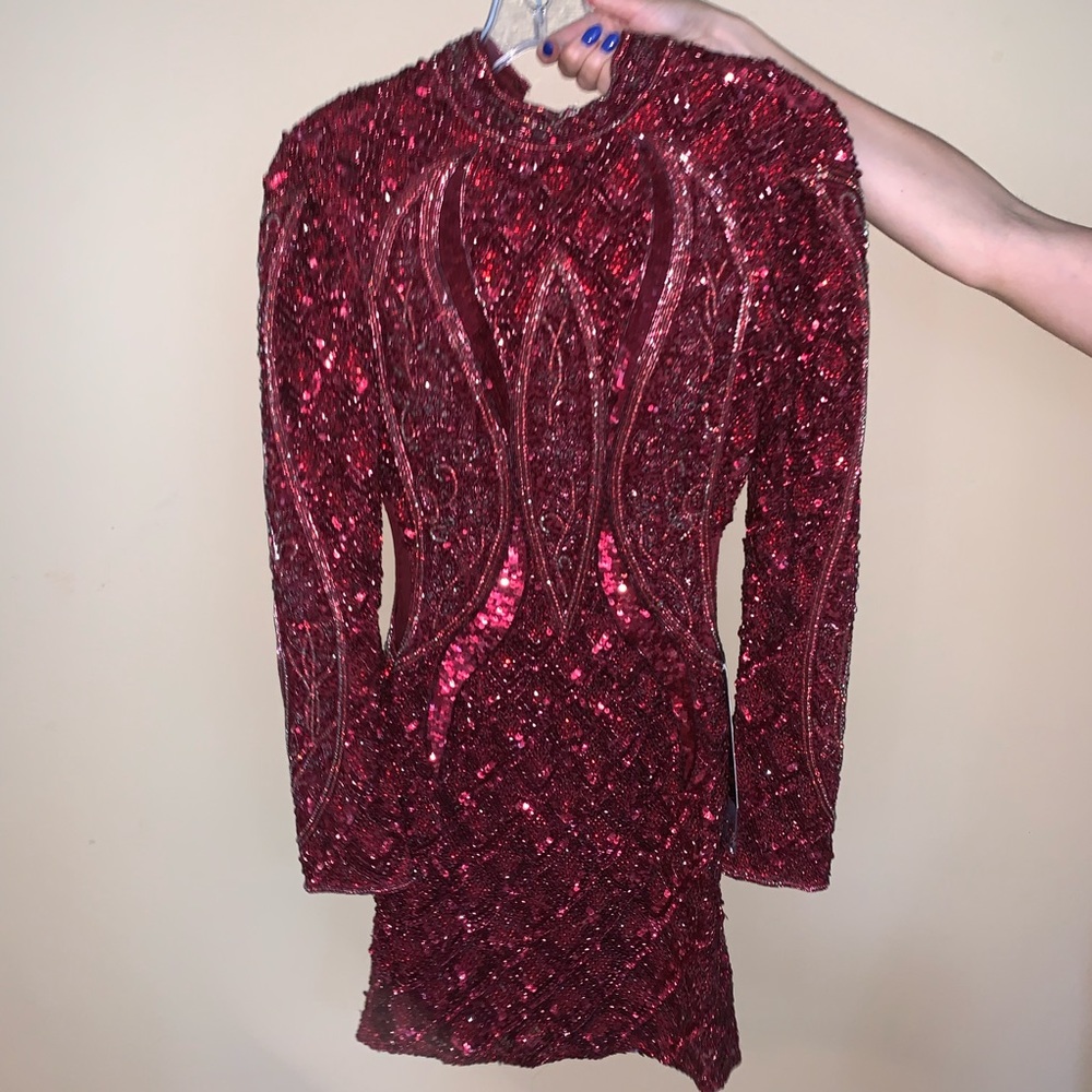 Burgundy sparkly Sherri Hill Winter 2019 dress NEW - Picture 2 of 3